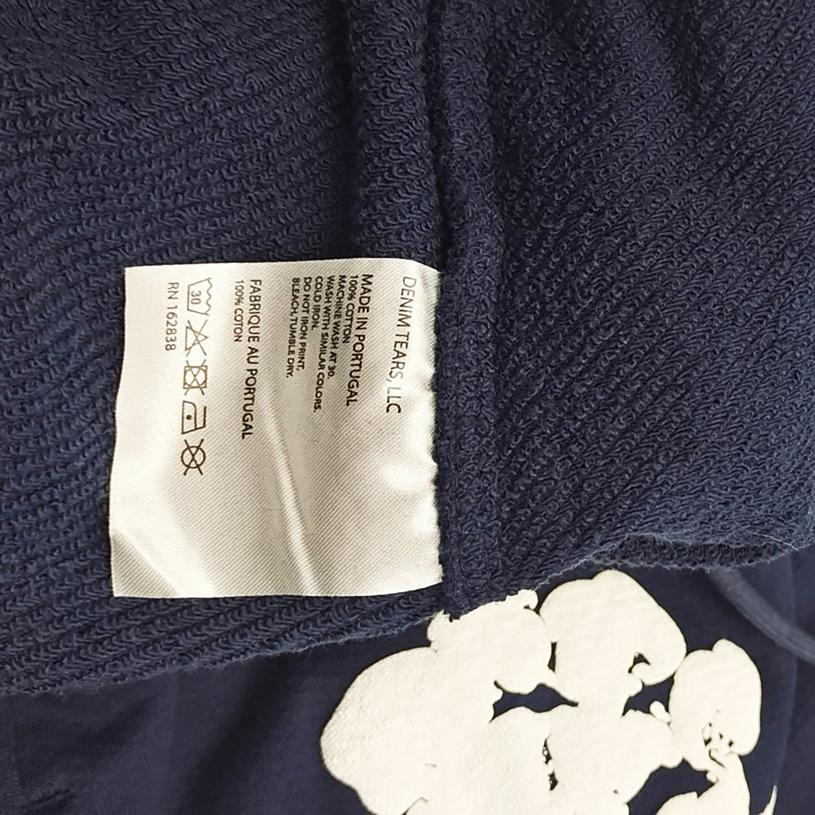 THE COTTON WREATH SHORTS NAVY