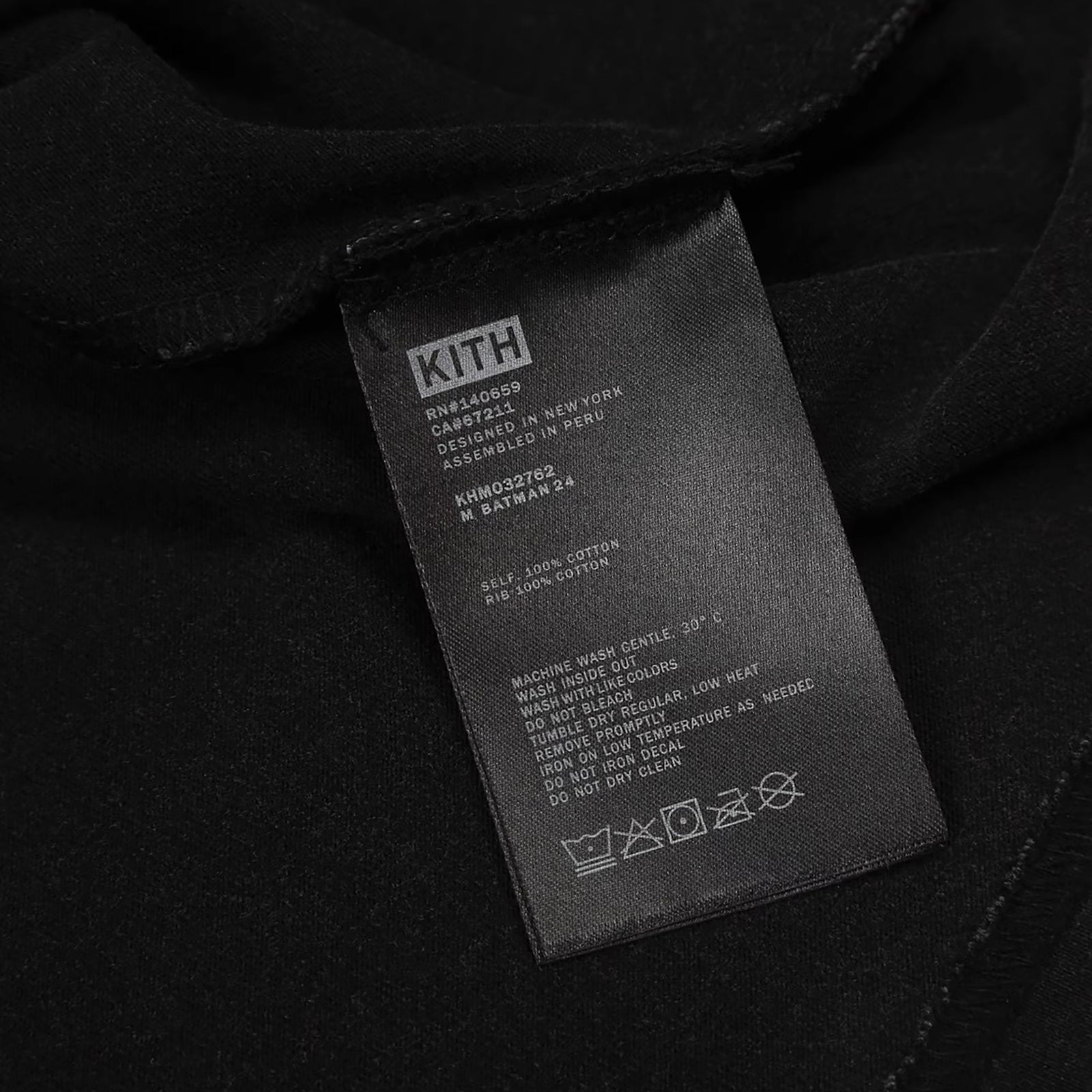 BATMAN DARK KNIGHT VINTAGE T-SHIRT BLACK