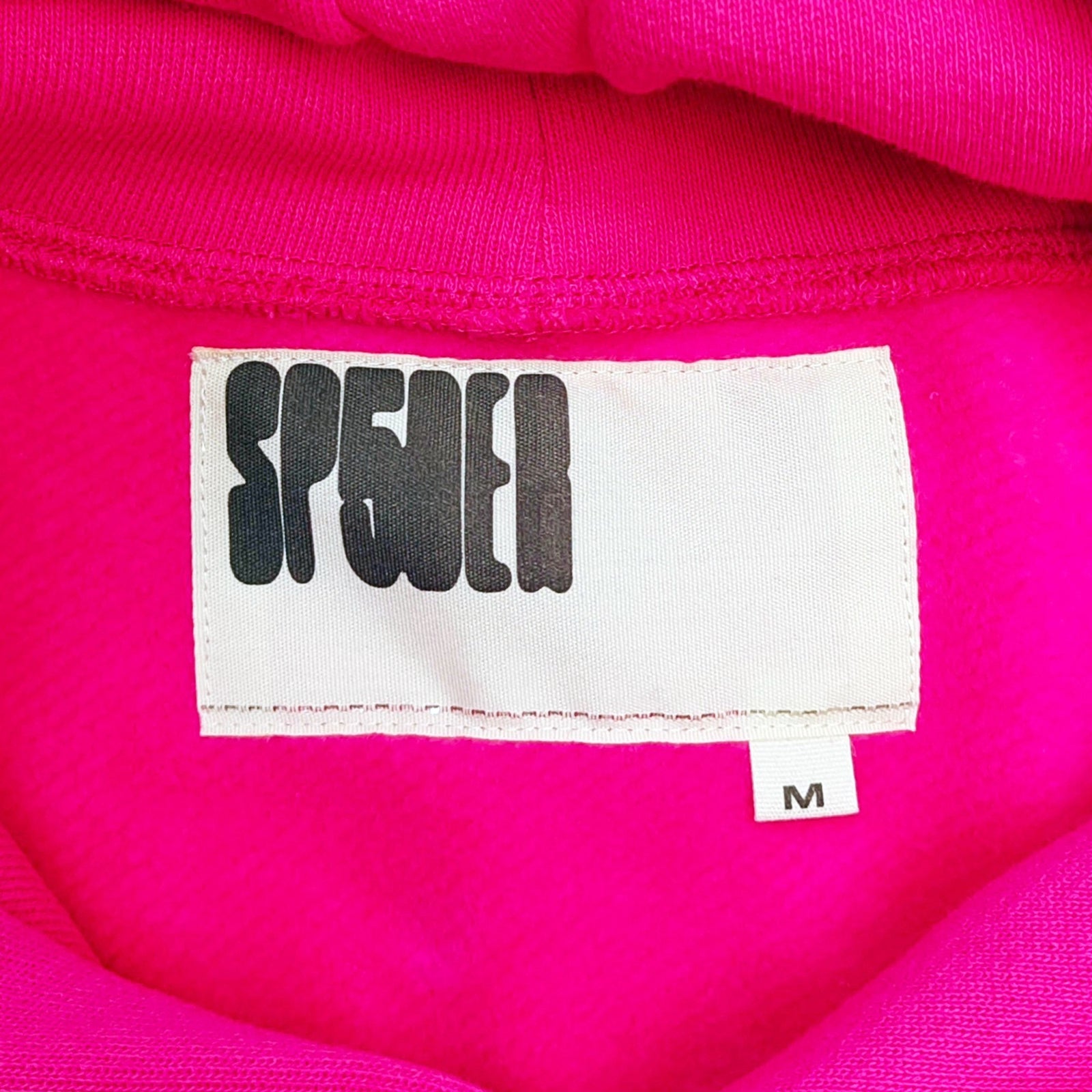 BELUGA HOODIE SWEATSHIRT PINK