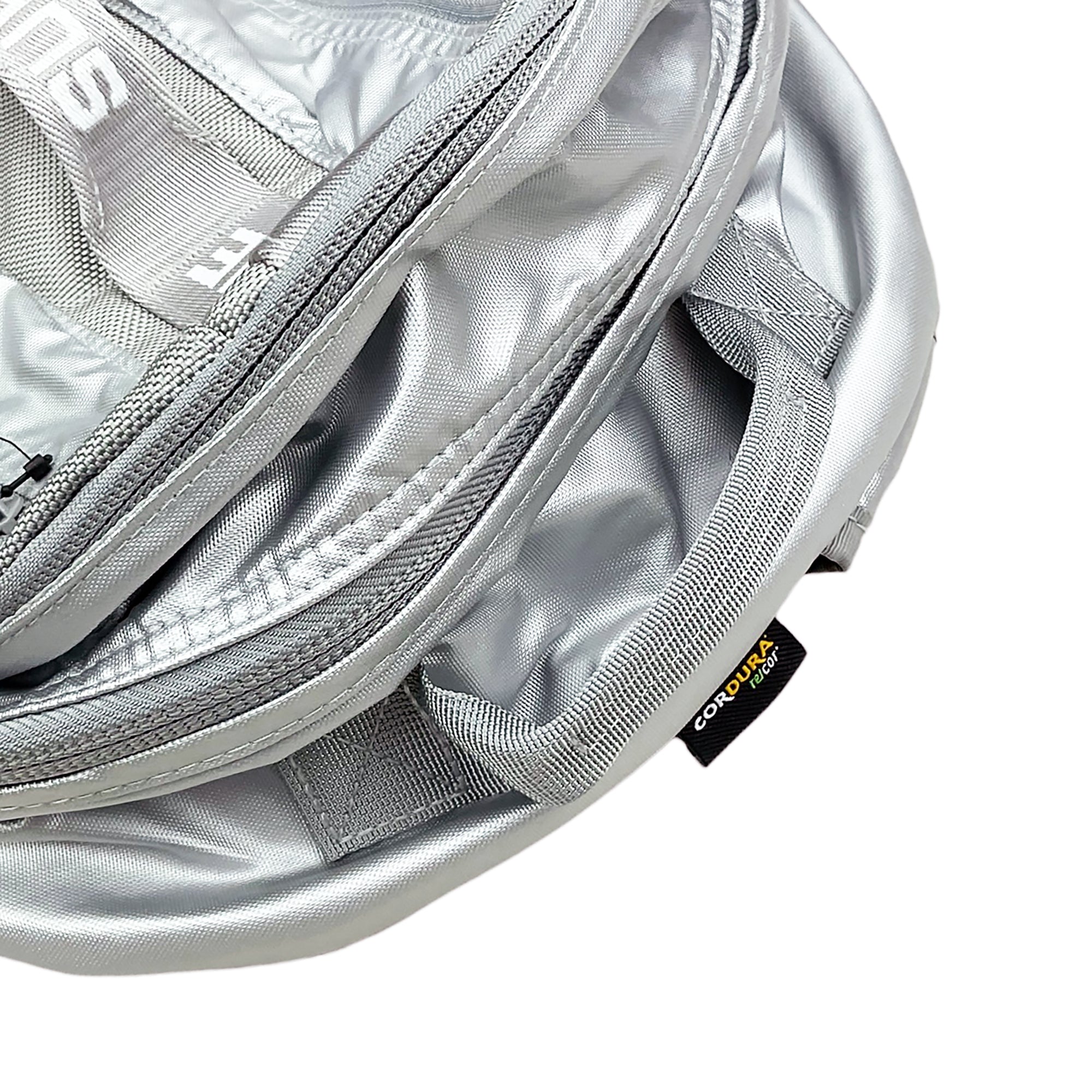 BOX BACKPACK SILVER (FW22)