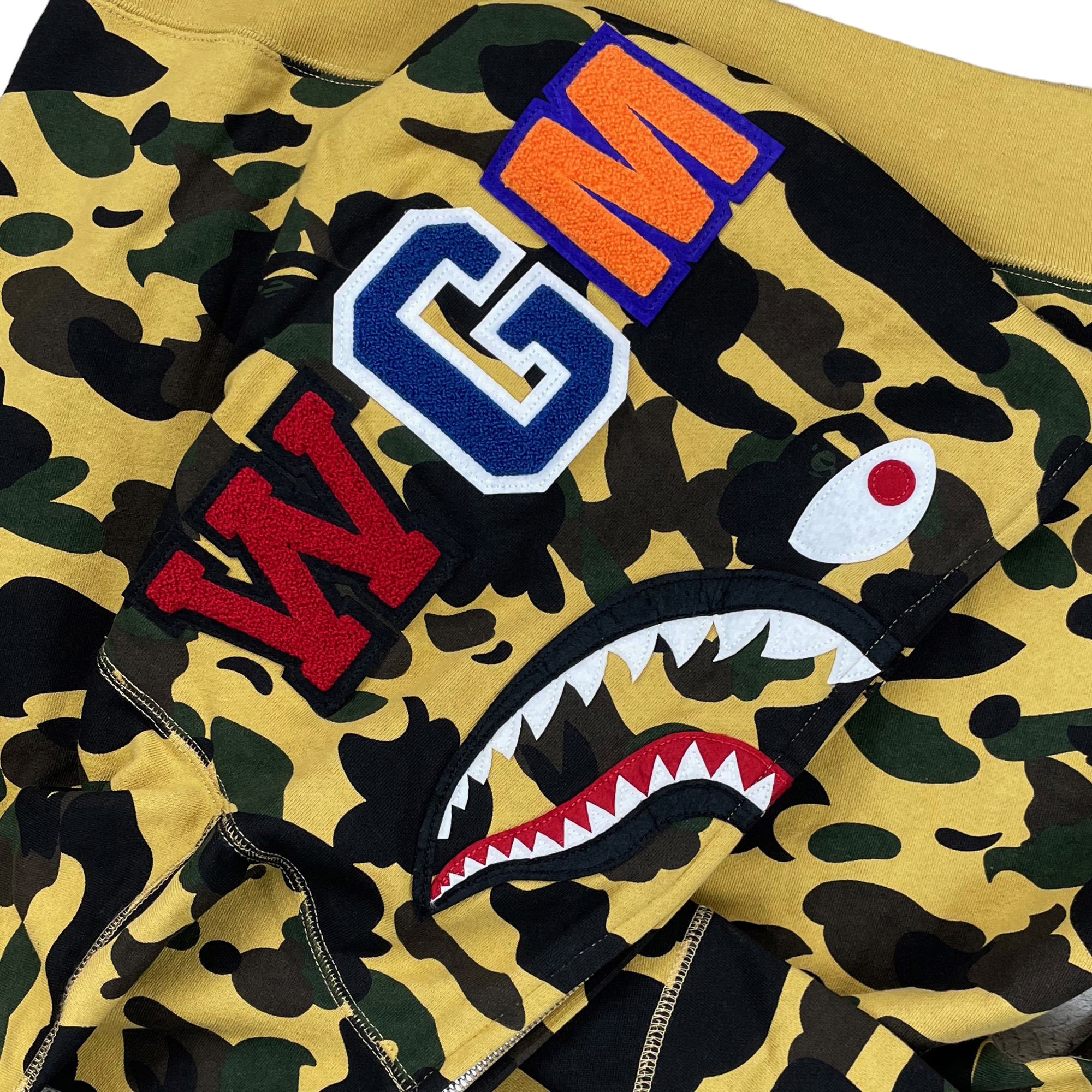 COLOR CAMO SHARK WGM HOODIE SWEATSHIRT YELLOW | A BATHING APE