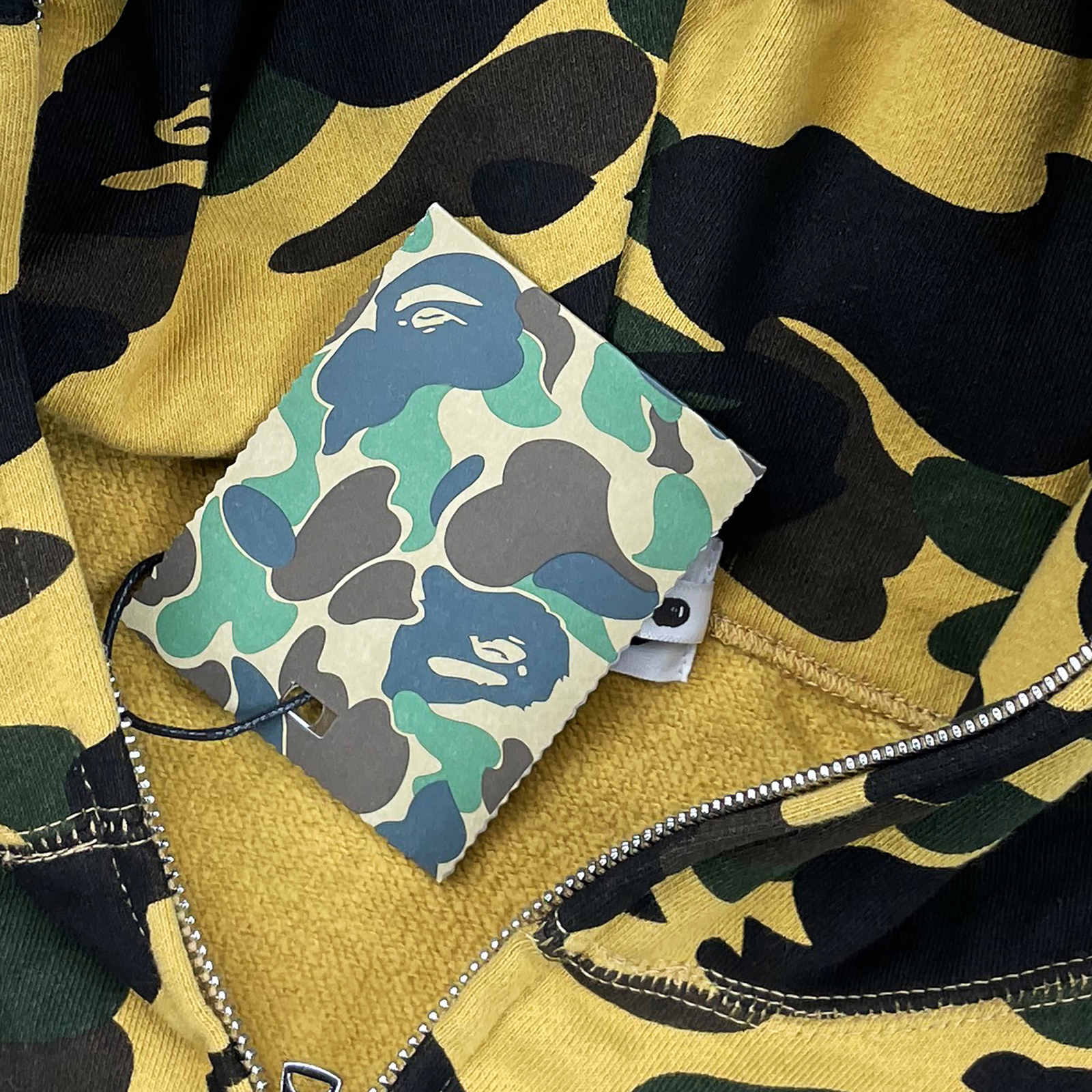 COLOR CAMO SHARK WGM HOODIE SWEATSHIRT YELLOW | A BATHING APE