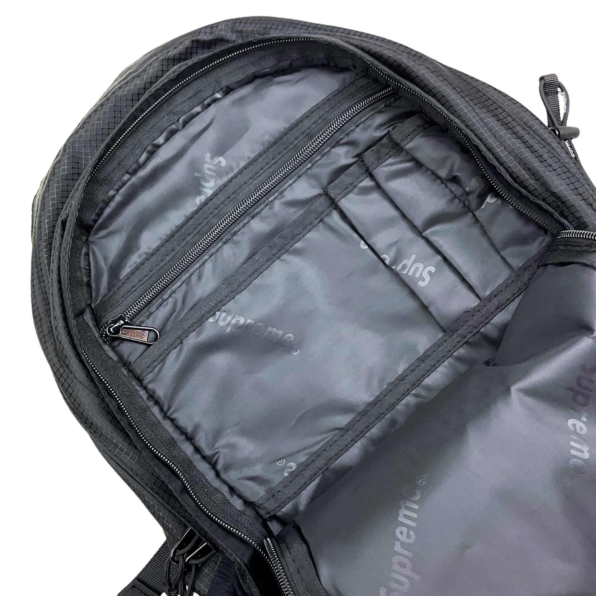 REIGN 23 BACKPACK BLACK (SS22)