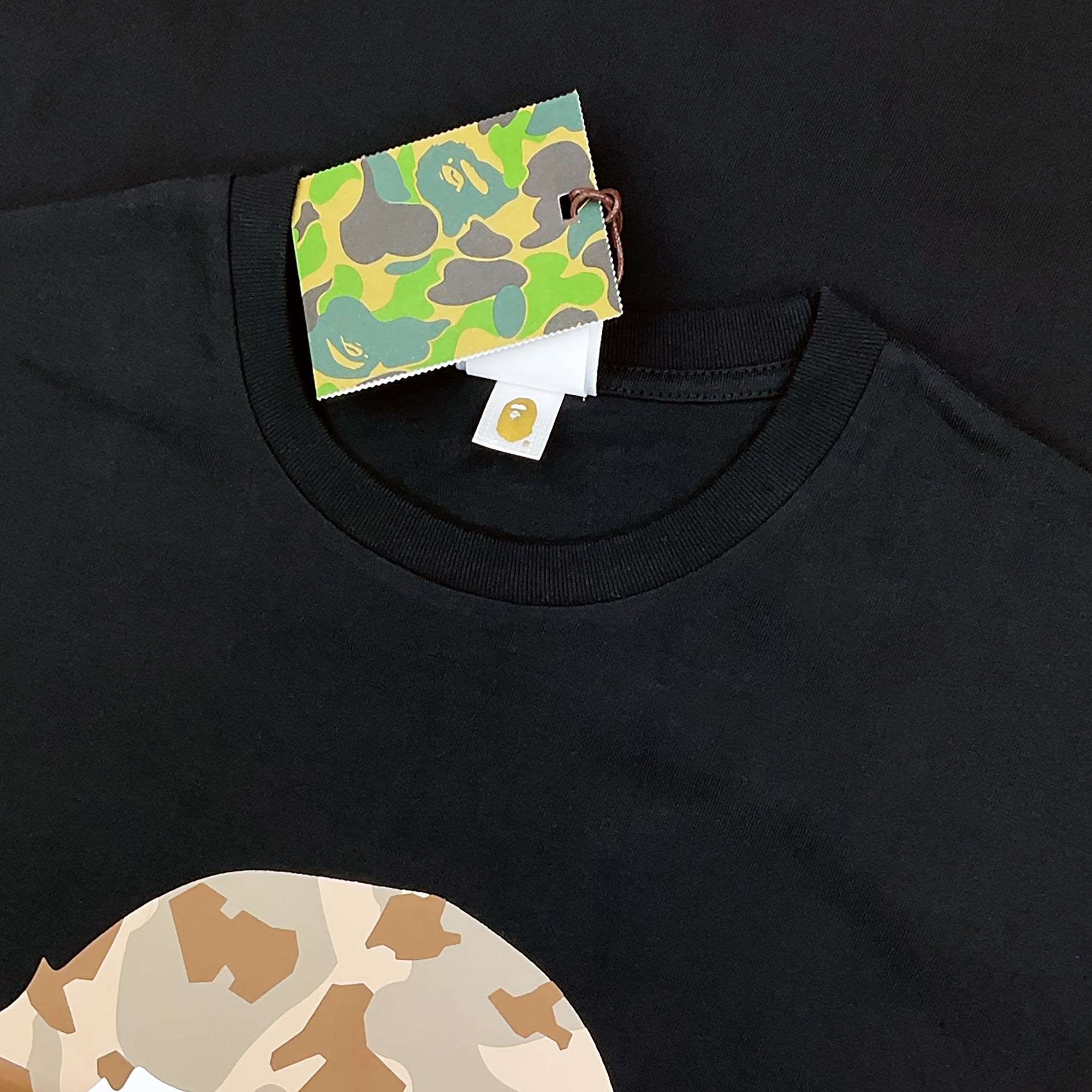 SAND CAMO BIG APE HEAD T-SHIRT BLACK BEIGE | A BATHING APE