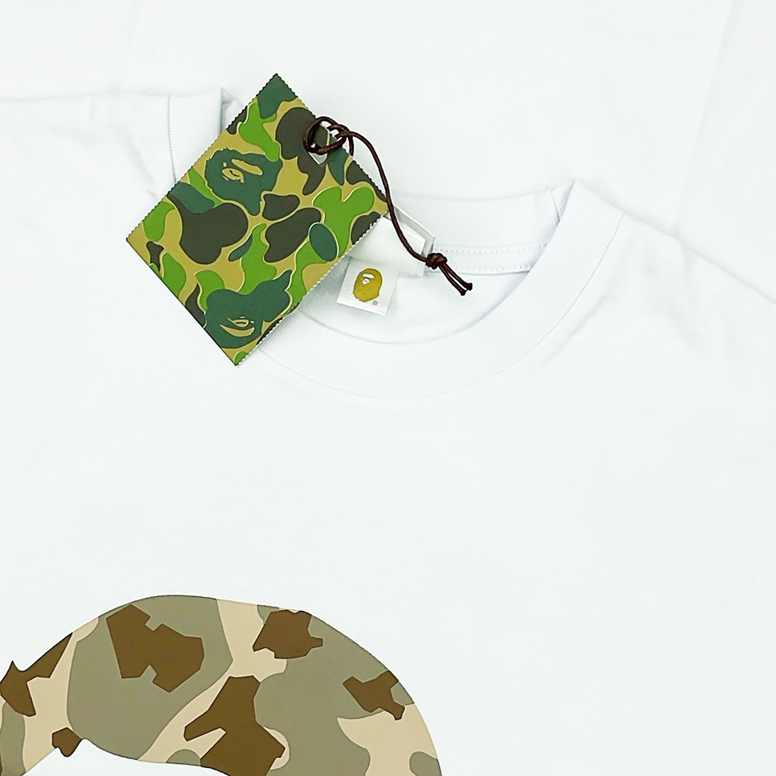 SAND CAMO BIG APE HEAD T-SHIRT WHITE BEIGE | A BATHING APE
