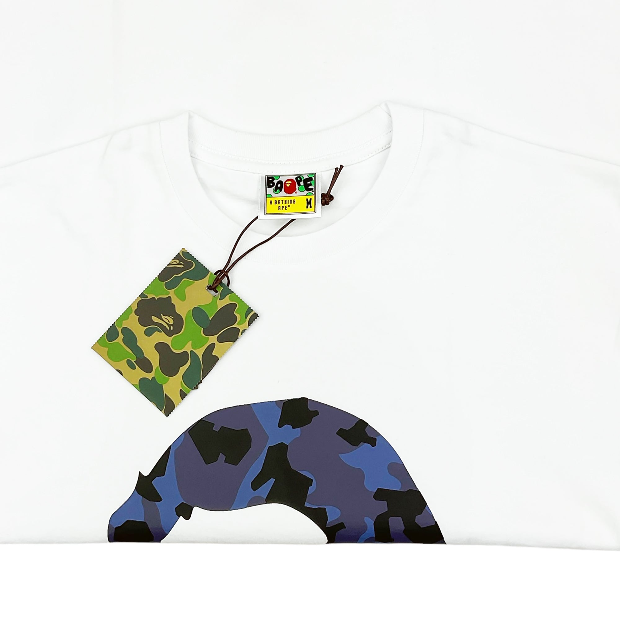 SAND CAMO BIG APE HEAD T-SHIRT WHITE NAVY | A BATHING APE