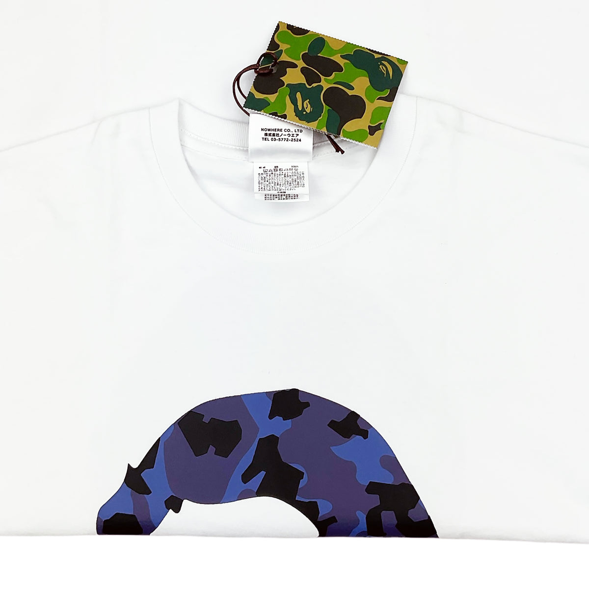 SAND CAMO BIG APE HEAD T-SHIRT WHITE NAVY | A BATHING APE