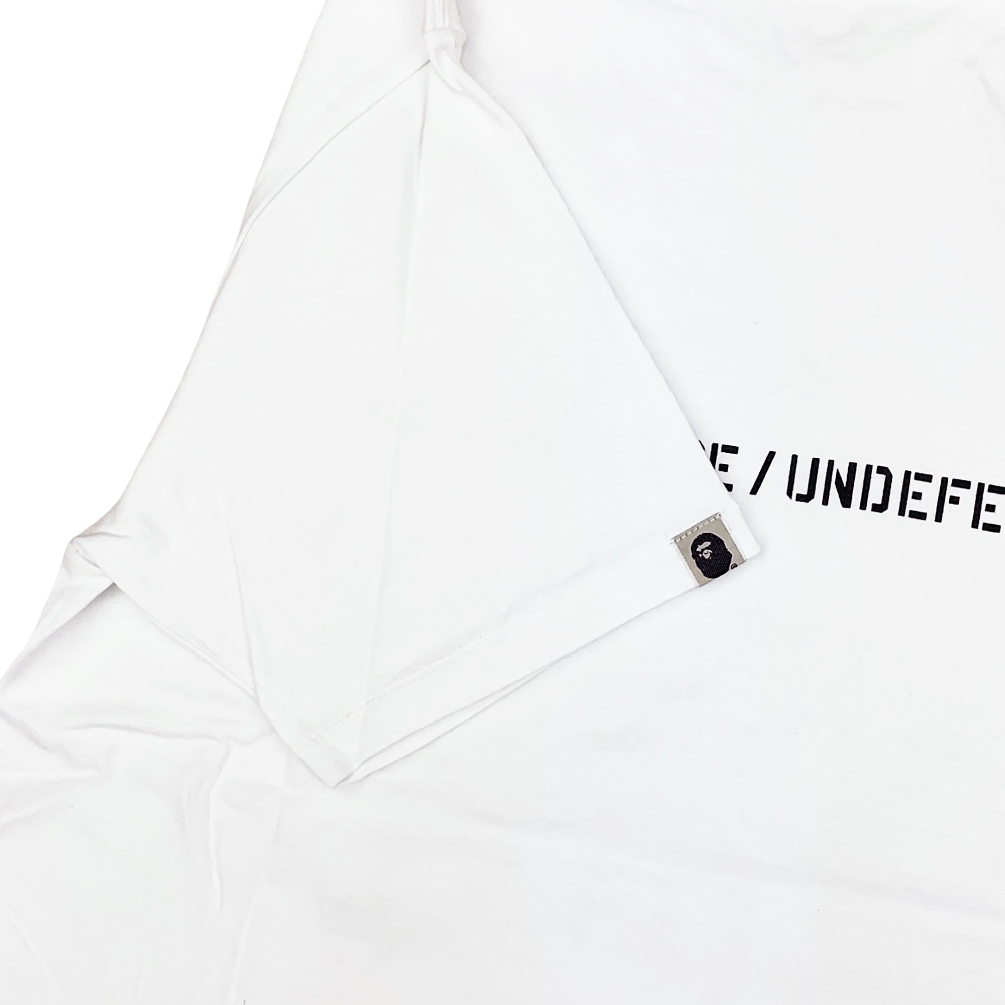 UNDEFEATED CAMO APE HEAD T-SHIRT WHITE | A BATHING APE