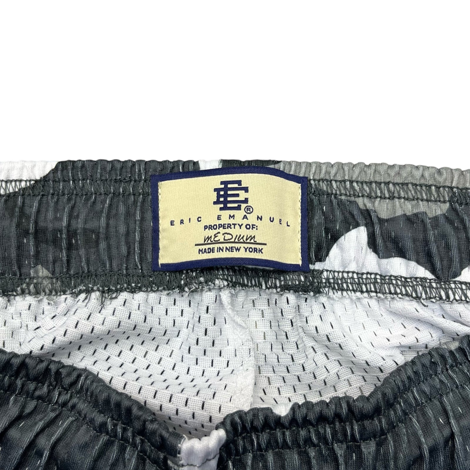 EE BASIC SHORTS WHITE BLACK CAMO