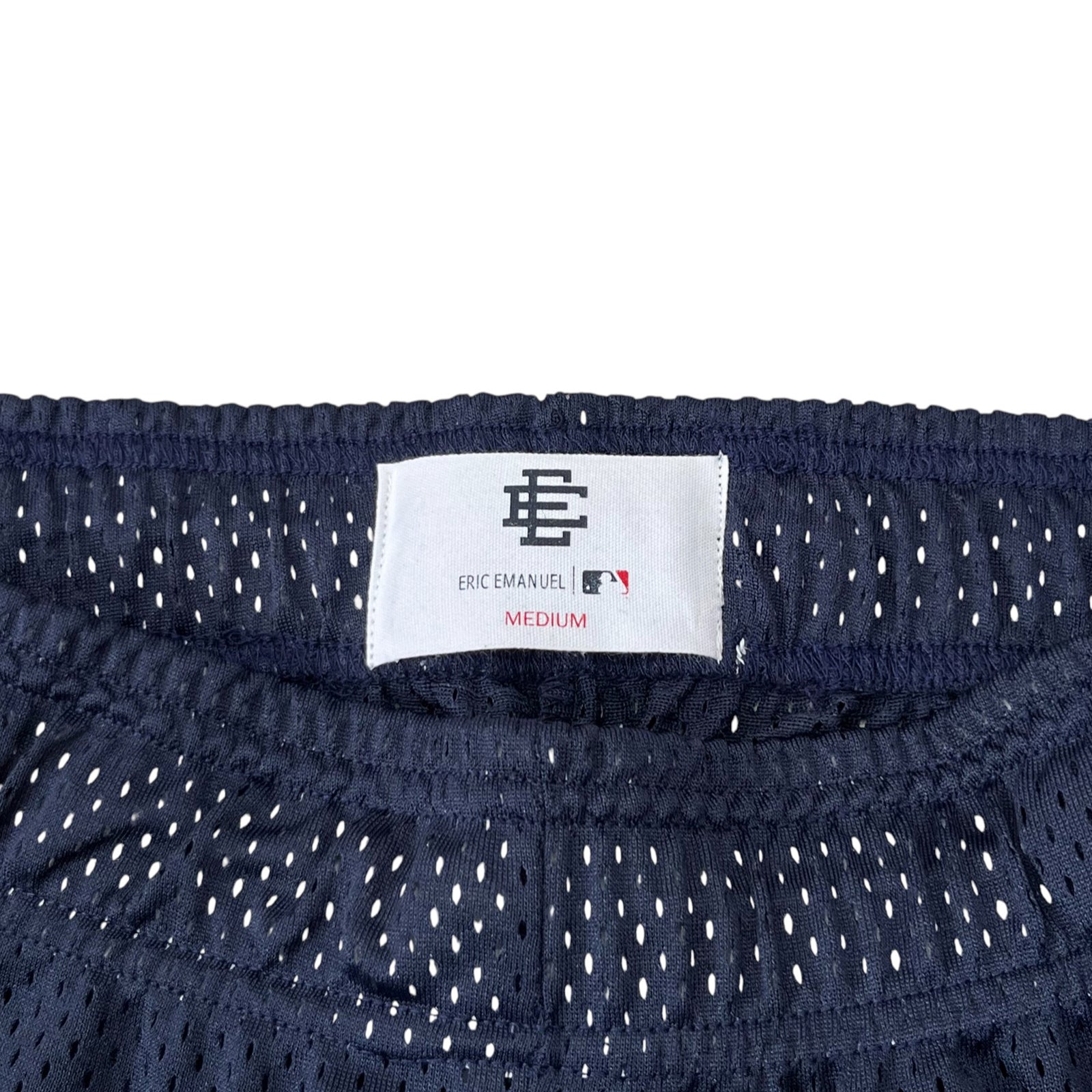 EE BASIC SHORTS ATLANTA BRAVES