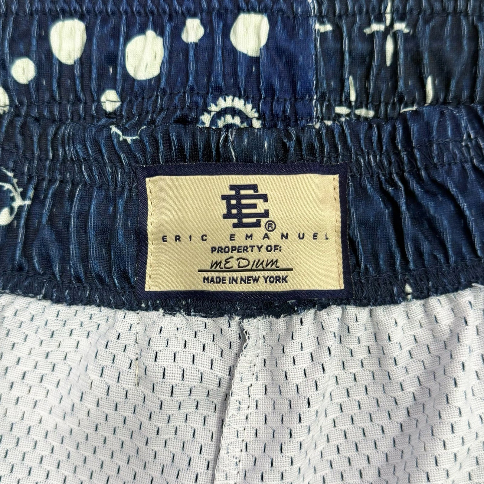 EE BASIC SHORTS NAVY PAISLEY