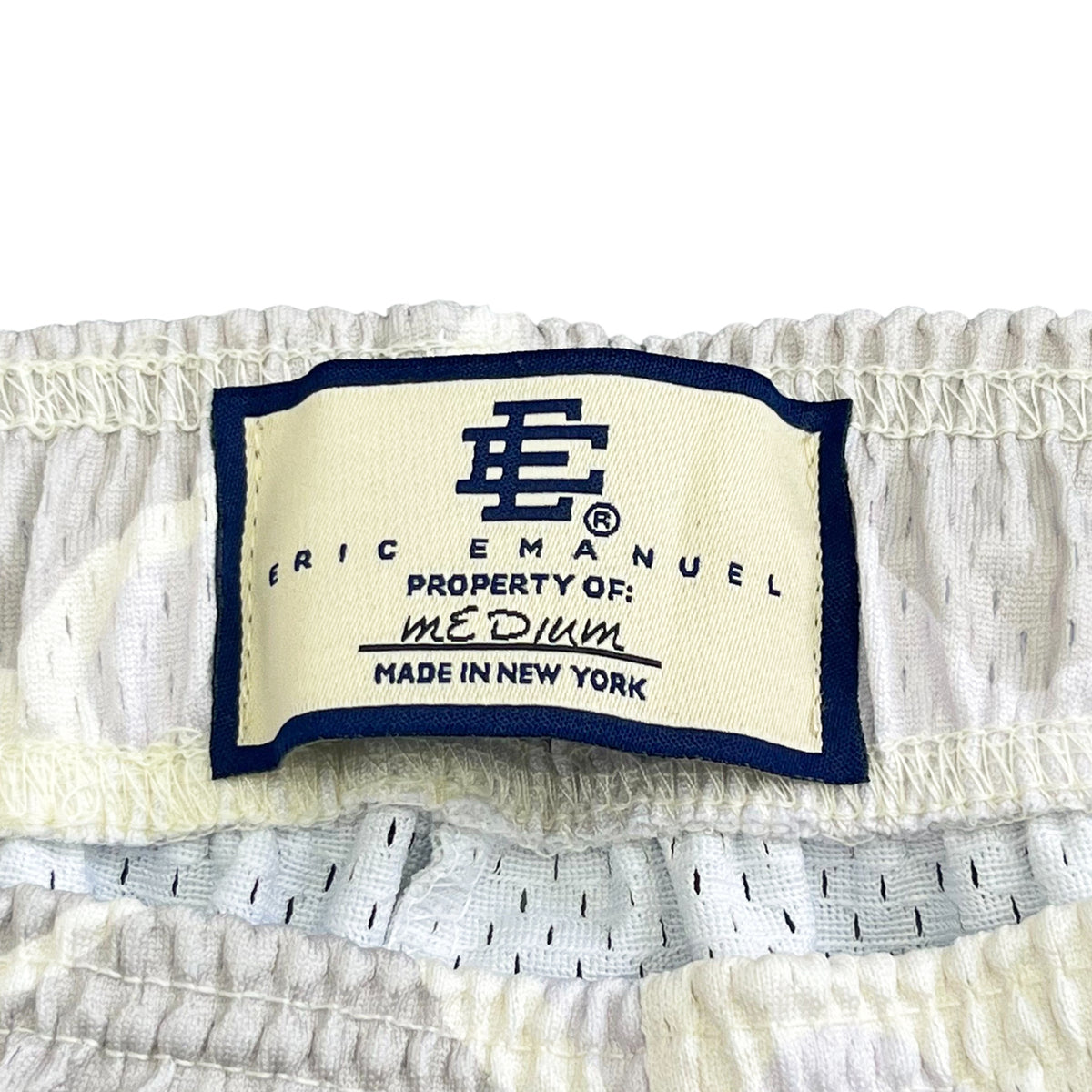 EE BASIC SHORTS SNOW CAMO