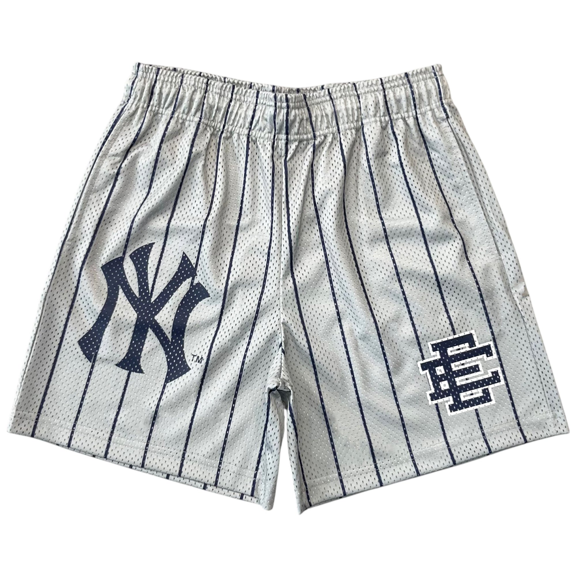 EE BASIC SHORTS NEW YORK YANKEES